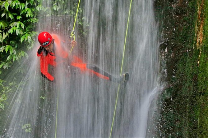 3Hrs Intermediate Canyoning in North Bali (Pickup, Lunch & GoPro) - Pickup, private group setup, and how the day is paced