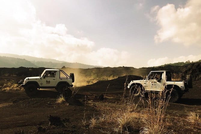 4WD Jeep Mount Batur Sunrise Experience By Bali Volcano Jeep - Meeting the Guide and Getting Up the Volcano
