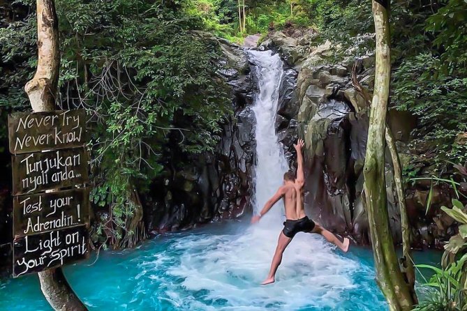 All Inclusive : Jumping Sliding at Aling- Aling Waterfall - Handara Gate - Lunch - Aling-Aling Waterfall sliding: the 35-meter adrenaline hit
