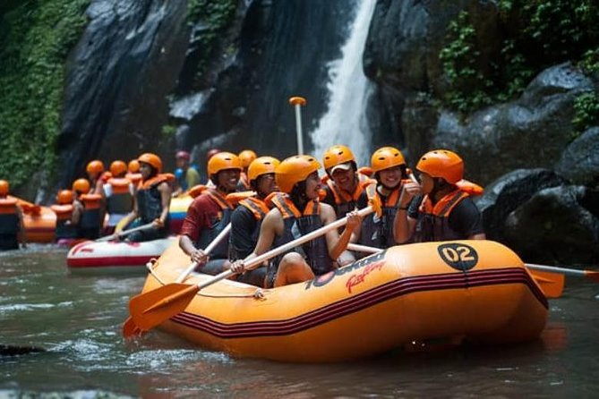 All Inclusive - Toekad Ubud Ayung River Rafting - Included showers and towels, a big deal after the splash