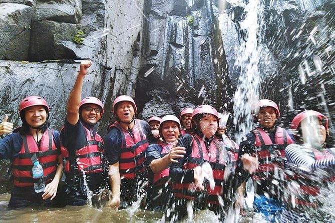 Ayung River Half-Day White Water Rafting Bali in Ubud - The Finish, Shower Break, and Buffet Lunch Time