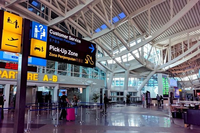 Bali Airport - Arrival Transfer - 7-Seater Comfort and Baggage Rules (Why Capacity Matters)