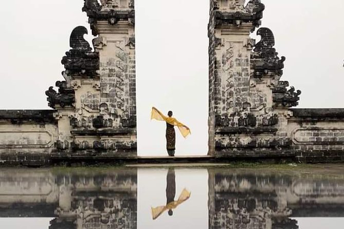 Bali best instagrammable sport tour - Lempuyang Temple: The Gate Heaven Moment with Mount Agung