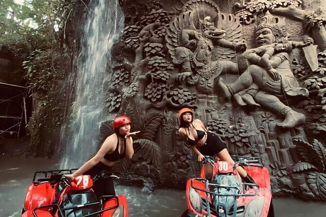 Bali : Blue Lagoon Snorkeling combine with Bali Swing in Ubud - A day feels better with a guide like Made