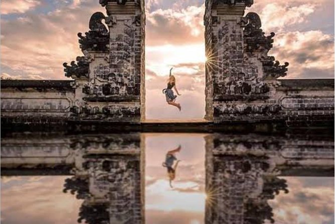 Bali Gate of Heaven and Hidden Waterfall privatel Tour - Lempuyang Temple Gate of Heaven and the Mount Agung Backdrop