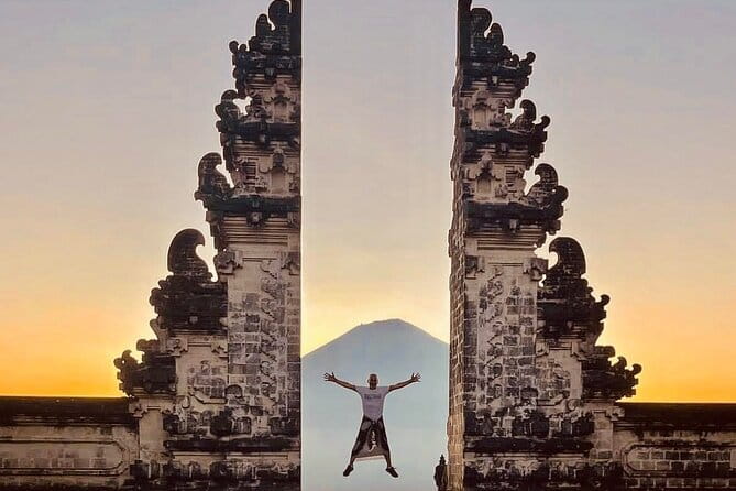 Bali Instagram Tour - DESIGN Your Own Trip - Tukad Cepung Waterfall: a cave-like waterfall photo moment