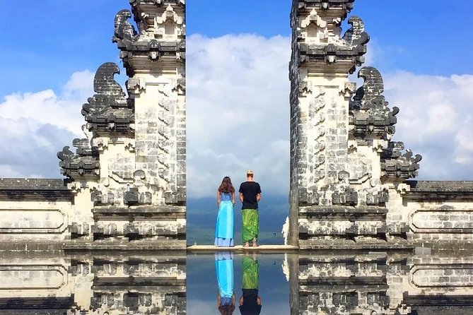 Bali Instagram Tour: Lempuyang Temple, Tirta Gangga and Tukad Cepung Waterfall - Stop 2: Tirta Gangga Water Palace, fountains, gardens, and the royal layout