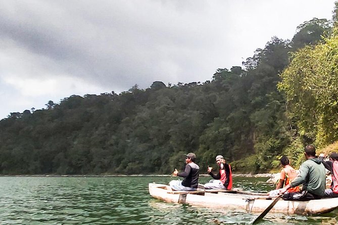 Bali Jungle Trekking and Lake Canoeing Tour - Canoeing on Lake Buyan and Lake Tamblingan: slow travel done right