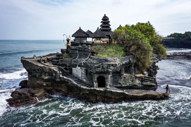 Bali : Northern Bali Private Day Trip with Transfer - Stop 1: Tanah Lot Temple on sea rock, plus Nirartha lore