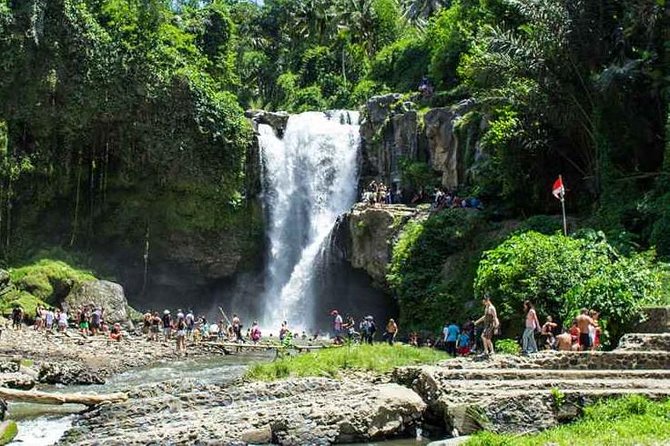 Bali Private Car Hire with Driver - Ubud temples and sea-side icons: Saraswati, Tanah Lot, and Ulun Danu Bratan