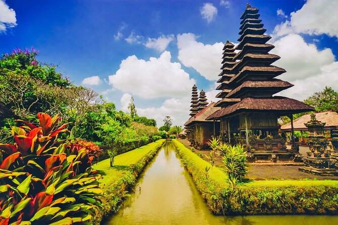 Bali Private Tour: Ulun danu Temple, Iconic Handara Gate & Tanah lot sunset. - Taman Ayun Temple gardens: the calm break in the middle