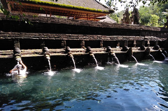 Bali Purification Ritual - After the Water: Final Thanks Prayer and Taking Holy Water