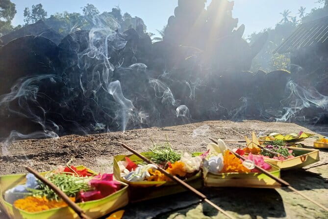 Bali Spiritual Shamanic-Palm Reading, Temple Healing Tour - Should You Book This Ubud Healing Tour?