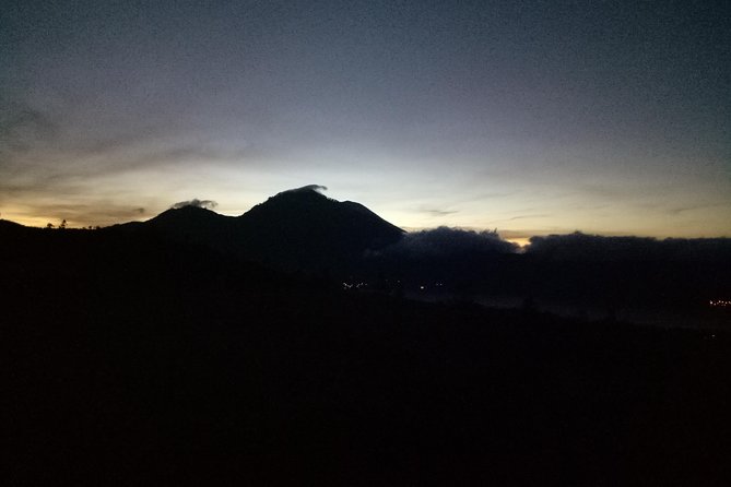 Bali Sunrise Trekking and Natural Hot spring Tour - The trek up: flashlight, pace, and what moderate fitness really means