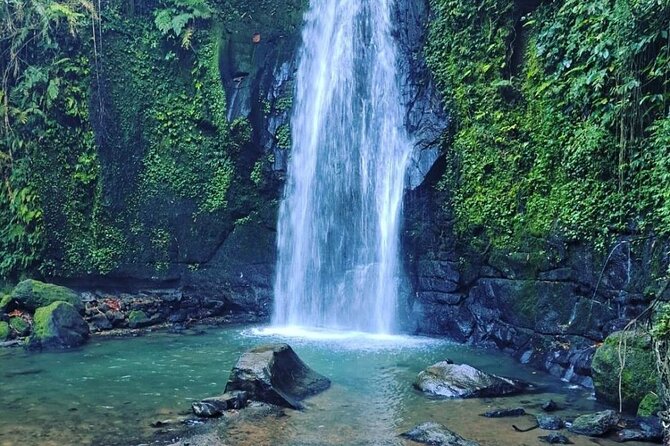 Bali Tirta Empul Tours Experience with Spiritual Cleansing - Practical tips for the ceremony, the waterfall, and terrace time