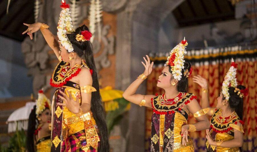 Bali: Ubud Palace Legong Dance Show Ticket - Who this is for, and who might want a different evening