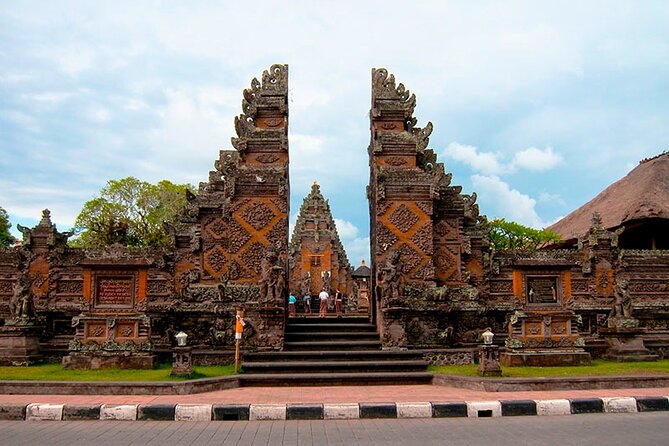 Bali Ubud Tour: Monkey Forest, Waterfall & Rice Terrace - Lunch at d’Alas Warung: A Real-Time Cultural Reset