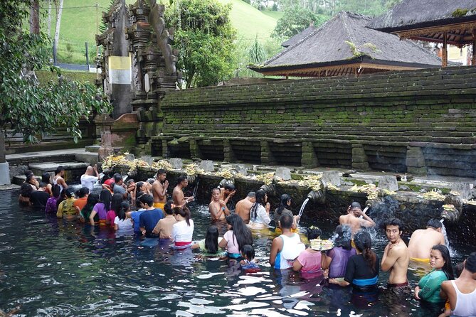 Bali Volcano & Ubud Day Tour – Temples, Rice Terraces & Lunch - Buffet lunch with volcano views at Penelokan area