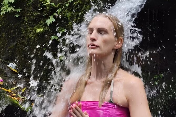 Bali: Water Purification at Pura Mengening - How to participate respectfully without overthinking it