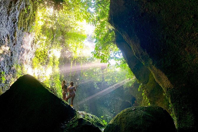 Bali Waterfalls in One Day: Tukad Cepung, 2 Hidden Waterfall, Kanto Lampo - Guides in real life: culture talk and photo help