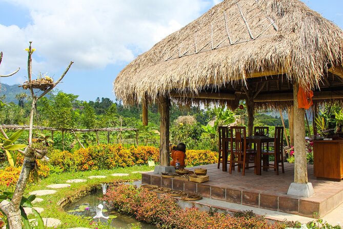 Balinese Vegan Cooking Class with Fresh Harvesting & Garden Tour - Logistics at the Meeting Point: Sidemen, Not Center Ubud