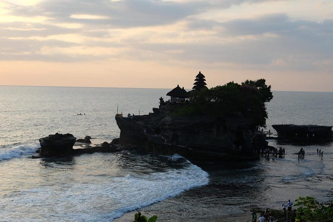 Banyumala Waterfalls with Tanah Lot Sunset Tour - Tanah Lot at sunset: coastal sea temple views and practical photo time
