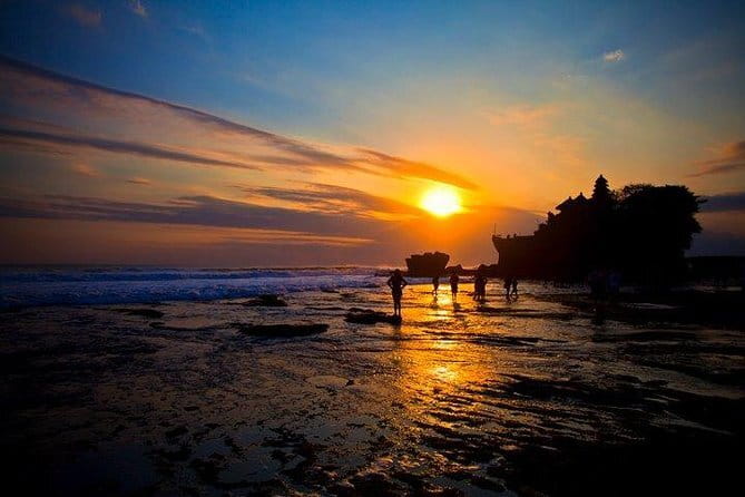 Banyumala Waterfalls with Tanah Lot Sunset Tour - Banyumala Twin Waterfalls: forest descent and why 45 minutes is the sweet spot