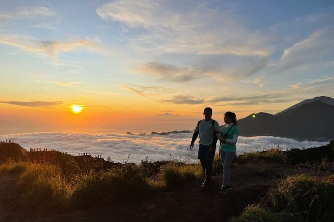 Batur Hike : Mount batur Sunrise Hike & Natural Hotspring - Summit sunrise and breakfast: why you climb so early