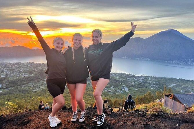 Batur Volcano Trekking And Hot Spring Private Guided Tour - Guides, Safety, and Why Private Changes Everything
