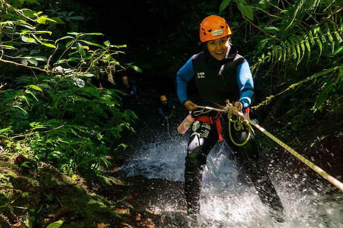 Beginner Canyoning trip in bali "Banyuwana canyon" - Entering the Banyuwana Descent: Rappels, Slides, Zip Lines, and Jump-Ins
