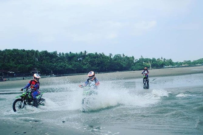 BEGINNER RIDE - Learn to ride and enjoy the sandy beach - Safety gear is the real value here