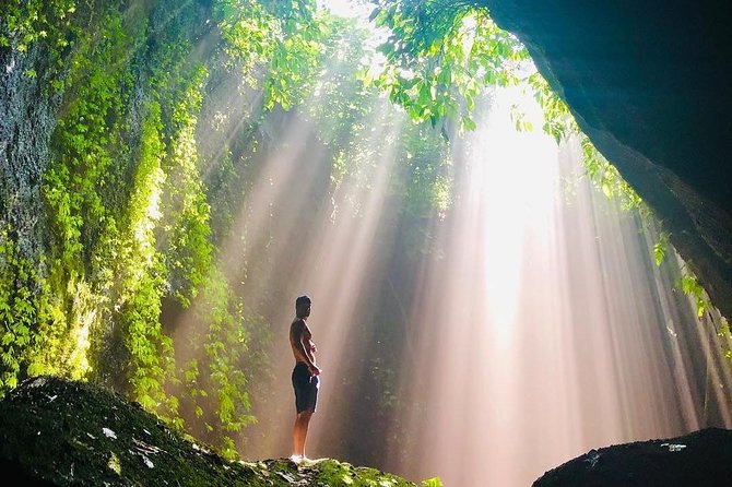 Beji Guwang Hidden Canyon With Tukad Cepung Waterfalls - Quick hits before you go