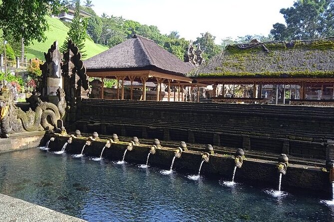 Best of Ubud - Ubud Tour Popular - All Inclusive - Stop 3: Tegenungan Waterfall, timing, and the jump option