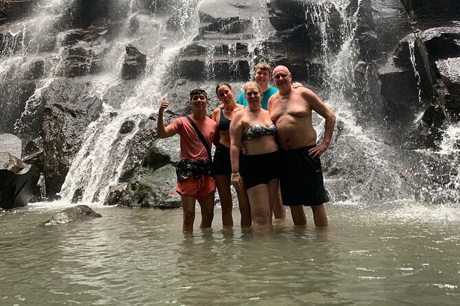 Blue Lagoon Snorkeling and Lunch - Kanto Lampo - Suwat Waterfall - All inclusive - Lunch at Topi Inn in Padangbai, and why it helps the afternoon waterfalls