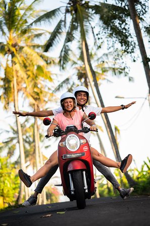 Canggu Scooter Lessons - Where the lesson starts in Tibubeneng (near Canggu)