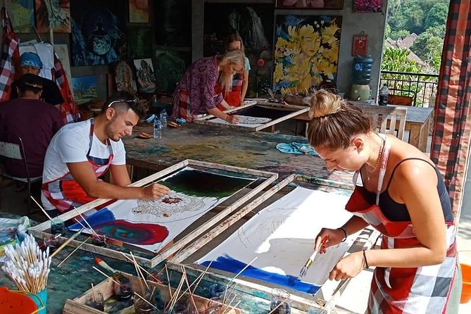 Crafting Heritage Batik Painting Workshops - Getting Help: Independent Mode or Closer Tutor Guidance