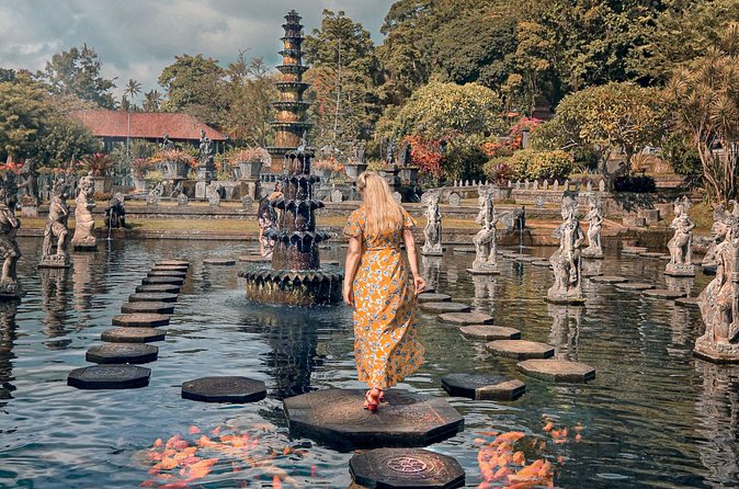 Discover East Bali: Snorkeling Blue lagoon & Instagramable Spots - Stop 1, Lempuyang Temple: The Gate of Heaven viewpoint