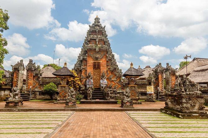 Exclusive Ubud Experience: Nature, Culture & Adventure in One Day - Tirta Empul: the holy water temple that anchors the whole day