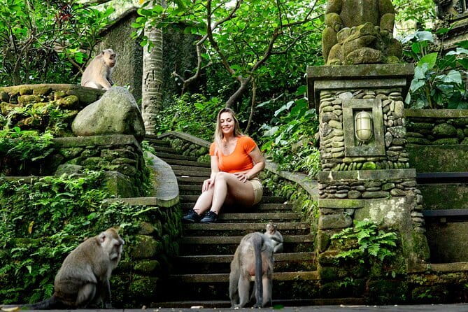 Explore Rice Fields and Hidden Villages with Ubud E-Bike Tour - Stop 1: Balinese Traditional House in Tegalalang (30 Minutes)