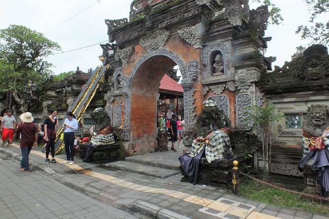 Famous Ubud villlage and Dance Tour with Rice Terrace And Waterfall Visit - Who this tour is best for, and who might want a different pace
