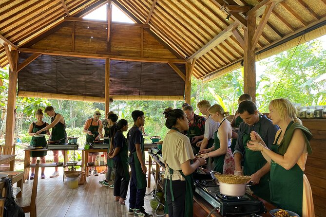 From Ubud: Authentic Bali Farm Cooking School & Organic Farm - Group Size and How It Feels Day-to-Day