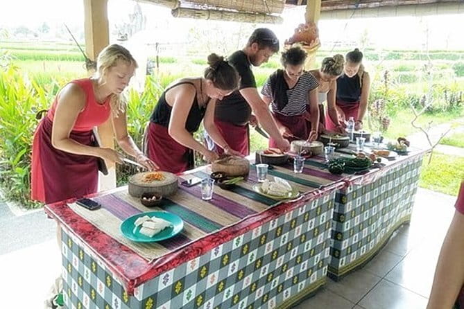 From Ubud: Authentic Cooking Class Visit Traditional Market - Dietary Needs and Allergy Requests: What You Can Ask For