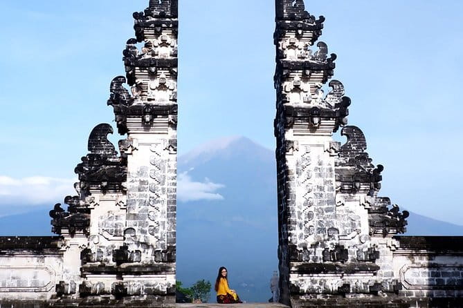 Full day Ubud and Tanah Lot tour - Tanah Lot sea temple: the story behind the rock and why it photographs well