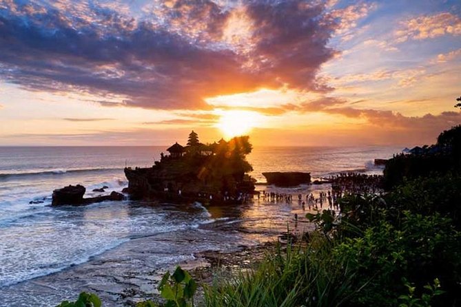 Hidden Nungnung Waterfall and Tanah Lot sunset Private Tour - Taman Ayun Temple Gardens: A Calm 45 Minutes You’ll Actually Enjoy
