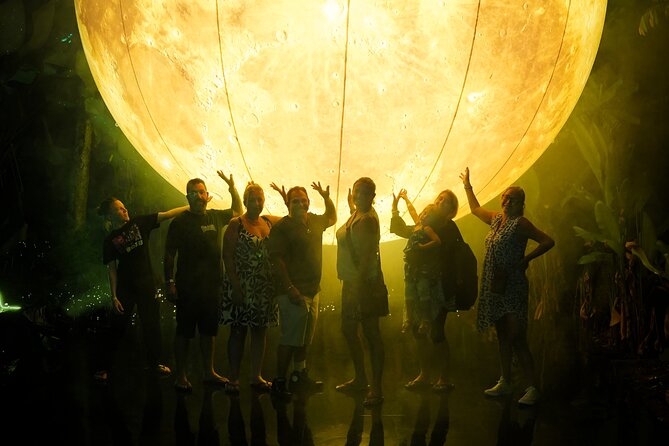 Hikaria: Bali's First Immersive Night Walk - Dancers and live music: the human side of the projections