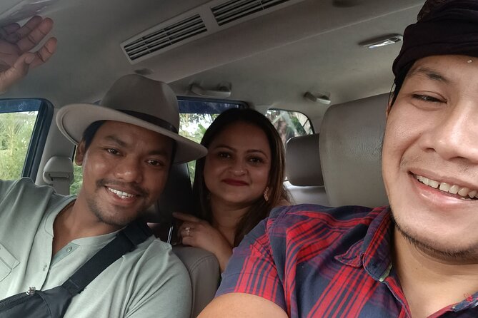 Hire Car in Bali - West Bali with Tanah Lot and the Bedugul lake temple area