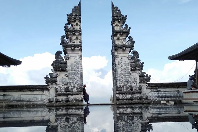 Instagram Tour Popular Spot in Bali - Private & All-inclusive - Tirta Gangga Royal Water Palace, 1948 Ponds and Gardens