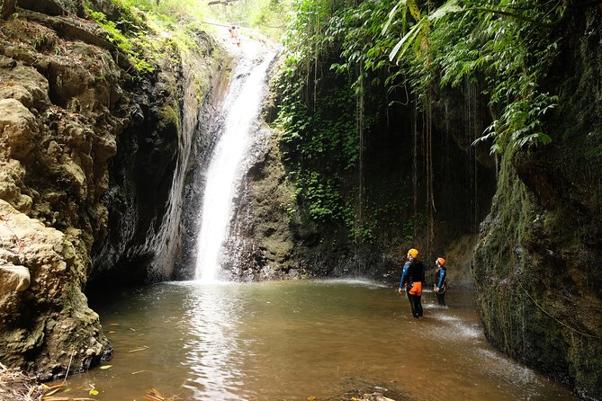 Intermediate canyoning tour in Bali " Maboya Canyon " - Break, refuel, and get your GoPro footage at lunch