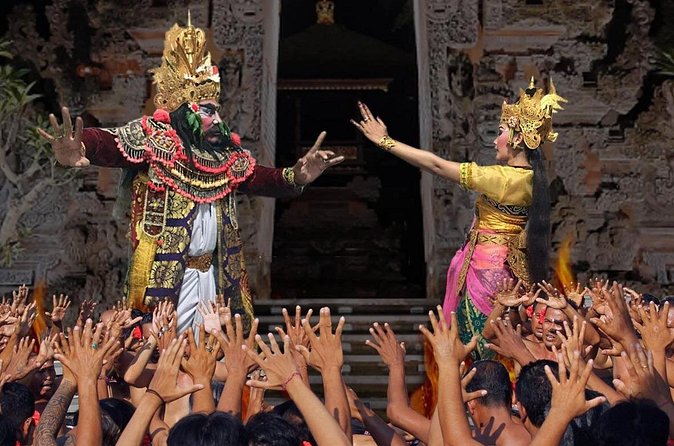 Kecak Ramayana and Fire Dance Show in Ubud - The Fire Dance Moment: Whirling Flames and Costume Drama