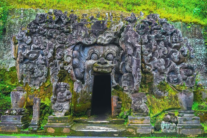 Kintamani Lake & Volcano Tour - Mas Woodcarving Center: Watching Details Get Chiseled Into Being